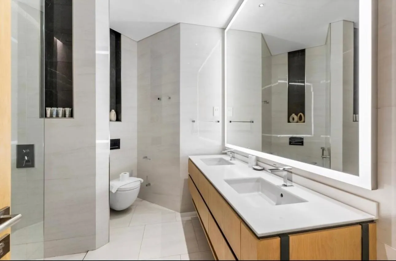 1 Bedroom Duplex In Serviced 5 Stars Residence Dubai 0*,